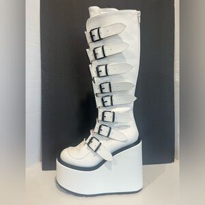 Demonia SWING 815 White Platform Boots Size 7 (US size) New in Box!